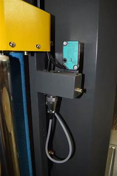 Stretch Wrap Cutters